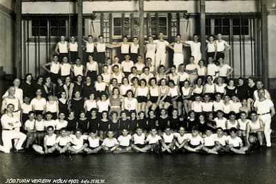 Photo from the Jewish Gymnastics Association Cologne 1902, taken on October 21, 1931