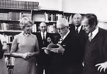 Bundespräsident Gustav Heinemann besucht am 12.08.1971 die Germania Judaica