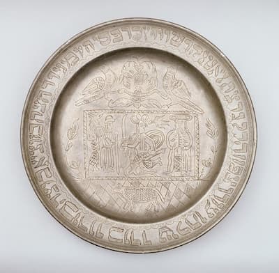 Seder-Teller Köln, Foto: Wolfgang F. Meier © Historisches Archiv der Stadt Köln mit Rheinischem Bildarchiv / Kölnisches Stadtmuseum