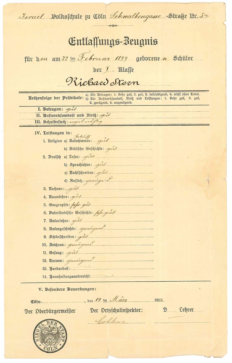 Entlassungszeugnis der Israeltischen Volksschule für Richard Stern, gebrochene Schrift auf gelblichem Papier, SIegel der Stadt Köln